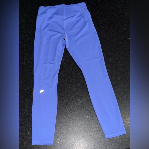 Fabletics MOTION 360 High Waisted Vibrant Sapphire Sky Blue Purple Leggings SZ M - Picture 3 of 10